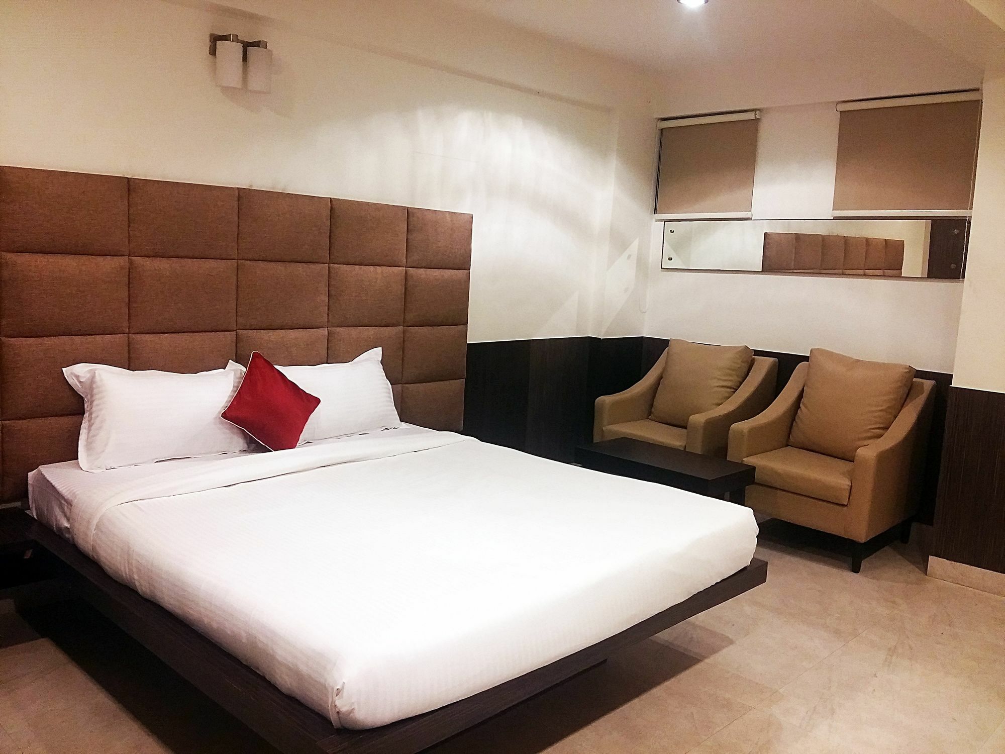 Capital Suites Bangalore Exterior photo